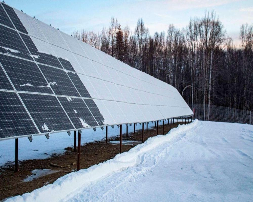 Component Selection and Durability for Off-Grid Solar Systems in Cold Climates(1)