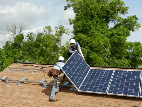 Expand to 6 kW Off Grid Solar Systems.