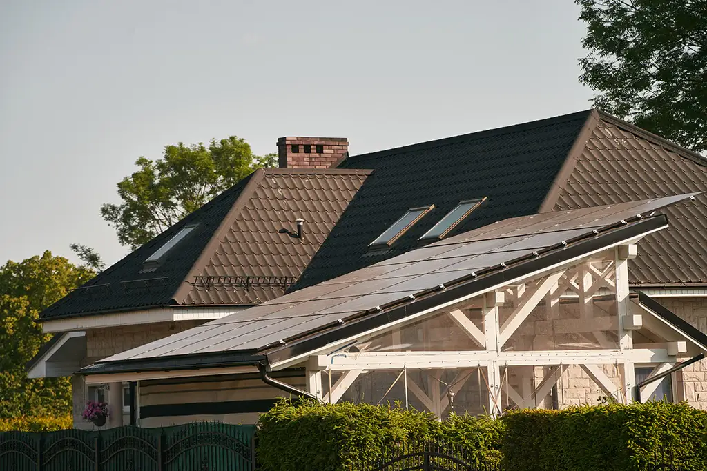 Grid-tied systems are more advantageous for urban and suburban environments (1)