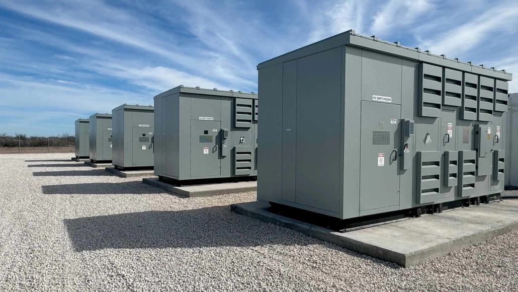 Calculate the footprint of the equipment related to commercial energy storage systems