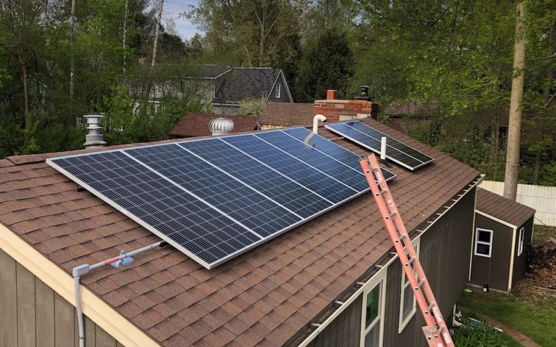 Can a solar on grid system provide power during a power outage